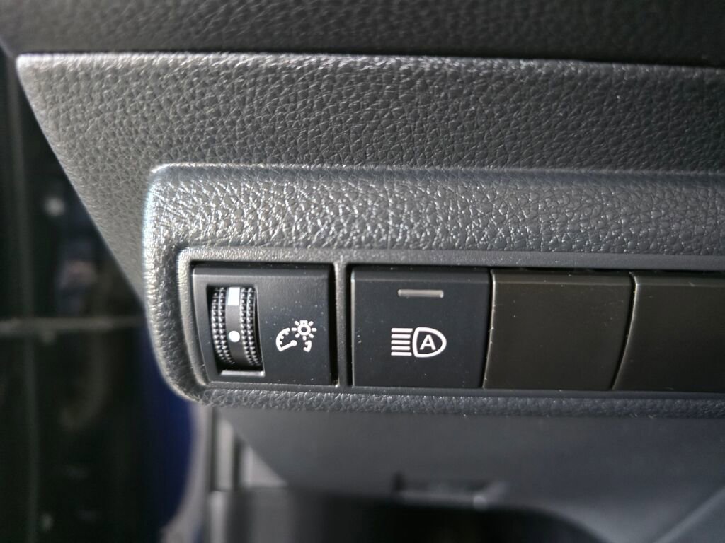 Used 2023 Toyota Corolla XSE w/ Carpet Mat Package (TMS) FWD image 25