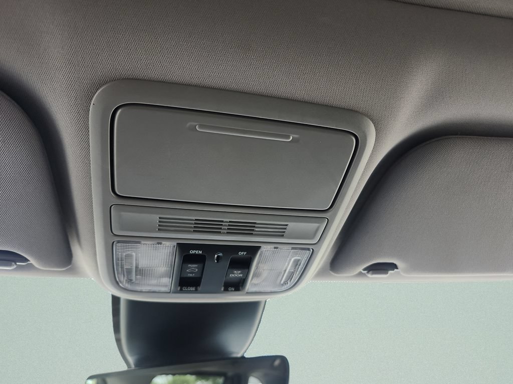Certified 2024 Honda Odyssey EX-L image 15