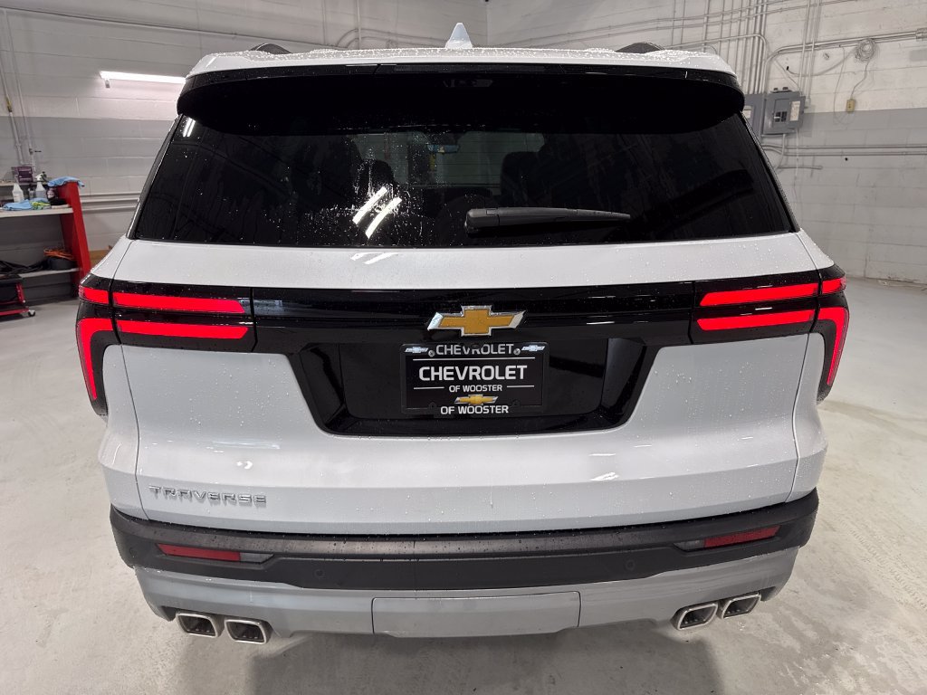 New 2027 Chevrolet Traverse LT w/ Driver Confidence Package FWD image 43