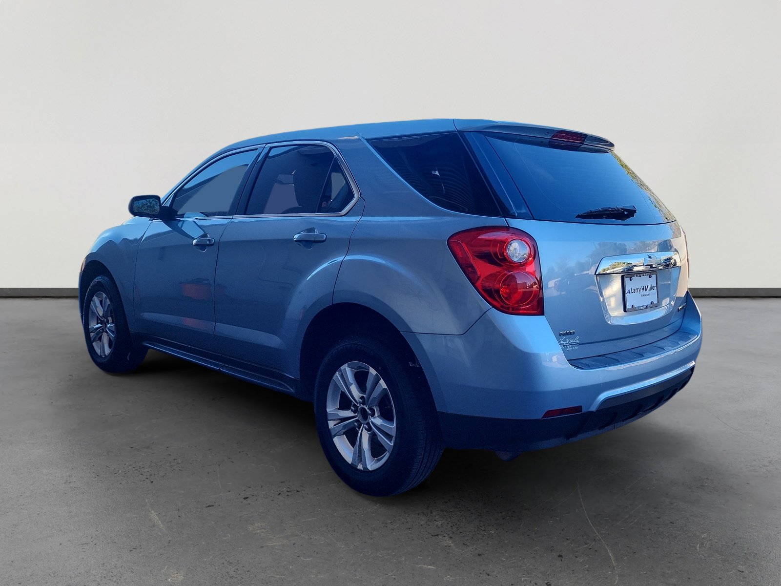 Used 2015 Chevrolet Equinox LS image 3