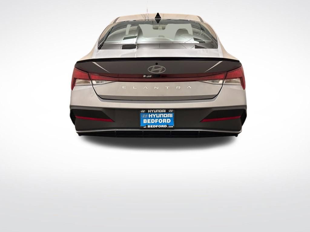 Certified 2026 Hyundai Elantra Sport FWD image 6