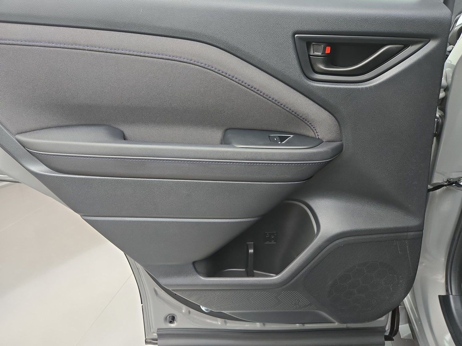 Used 2025 Subaru Forester Premium AWD/4WD image 19