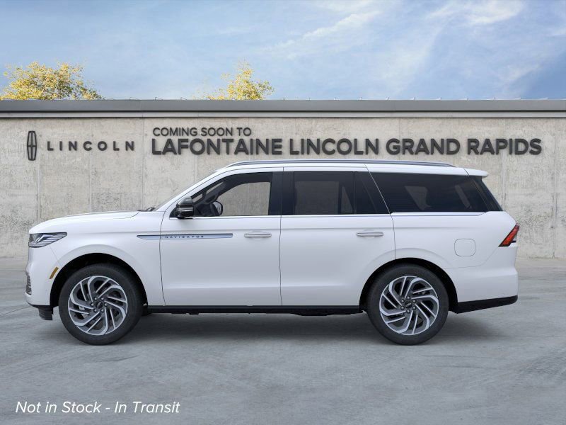 New 2026 Lincoln Navigator Reserve image 3