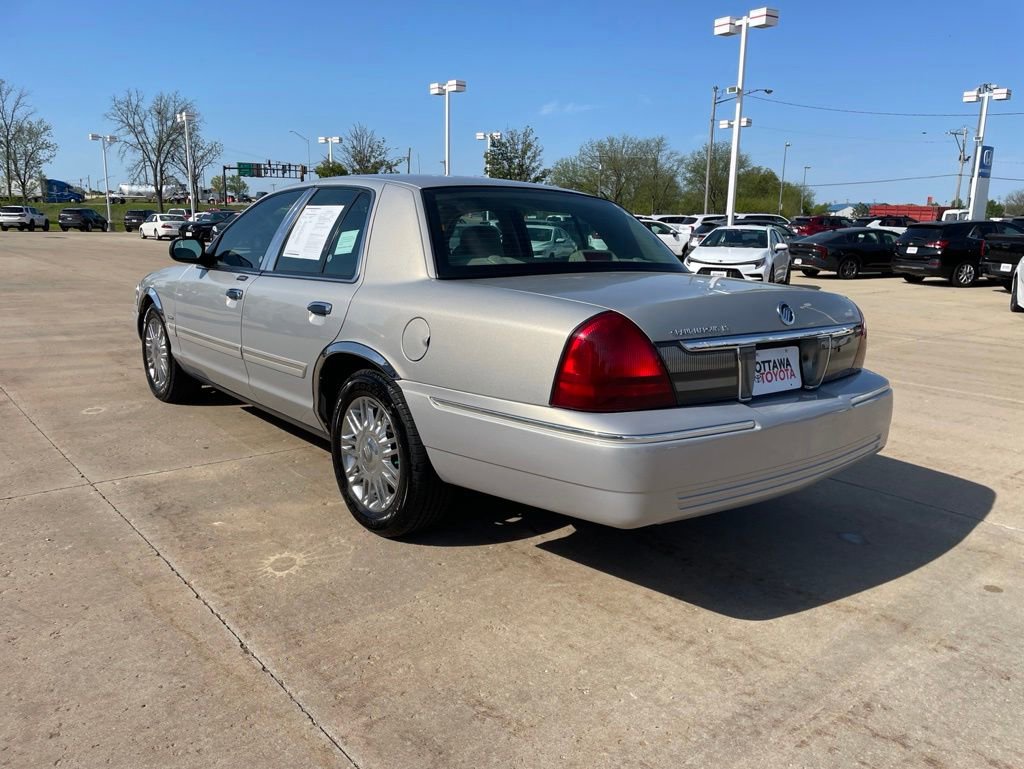 Used 2010 Mercury Grand Marquis LS RWD image 7