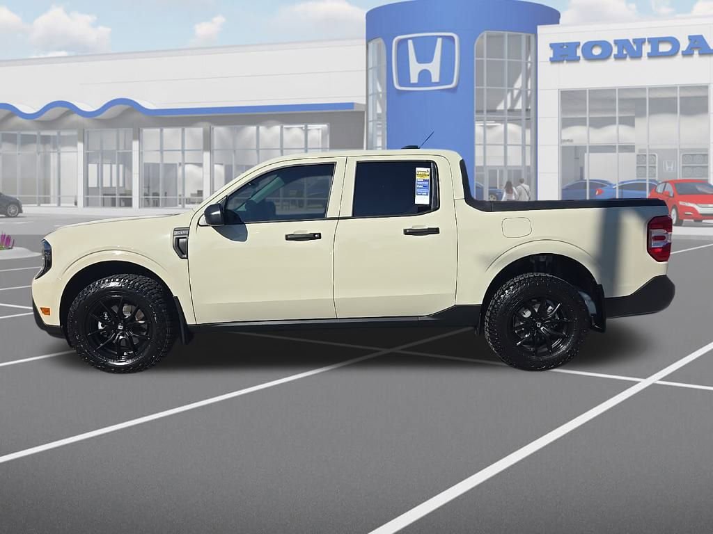 Used 2025 Ford Maverick XL w/ Equipment Group 102A image 5