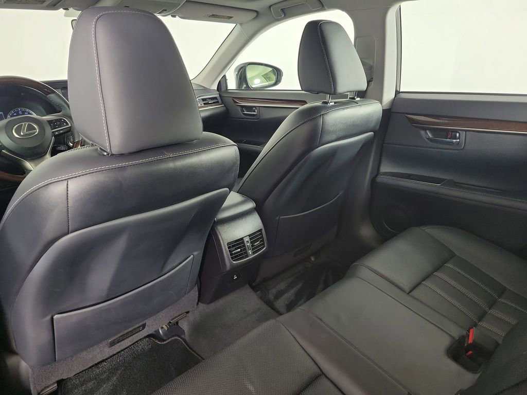 Used 2018 Lexus ES 350 350 w/ Luxury Package w/Wood Trim image 11