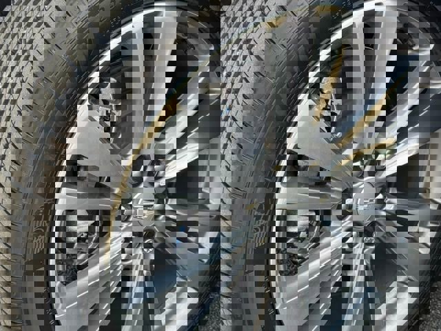 New 2025 Cadillac XT5 Premium Luxury w/ Technology Package FWD image 12