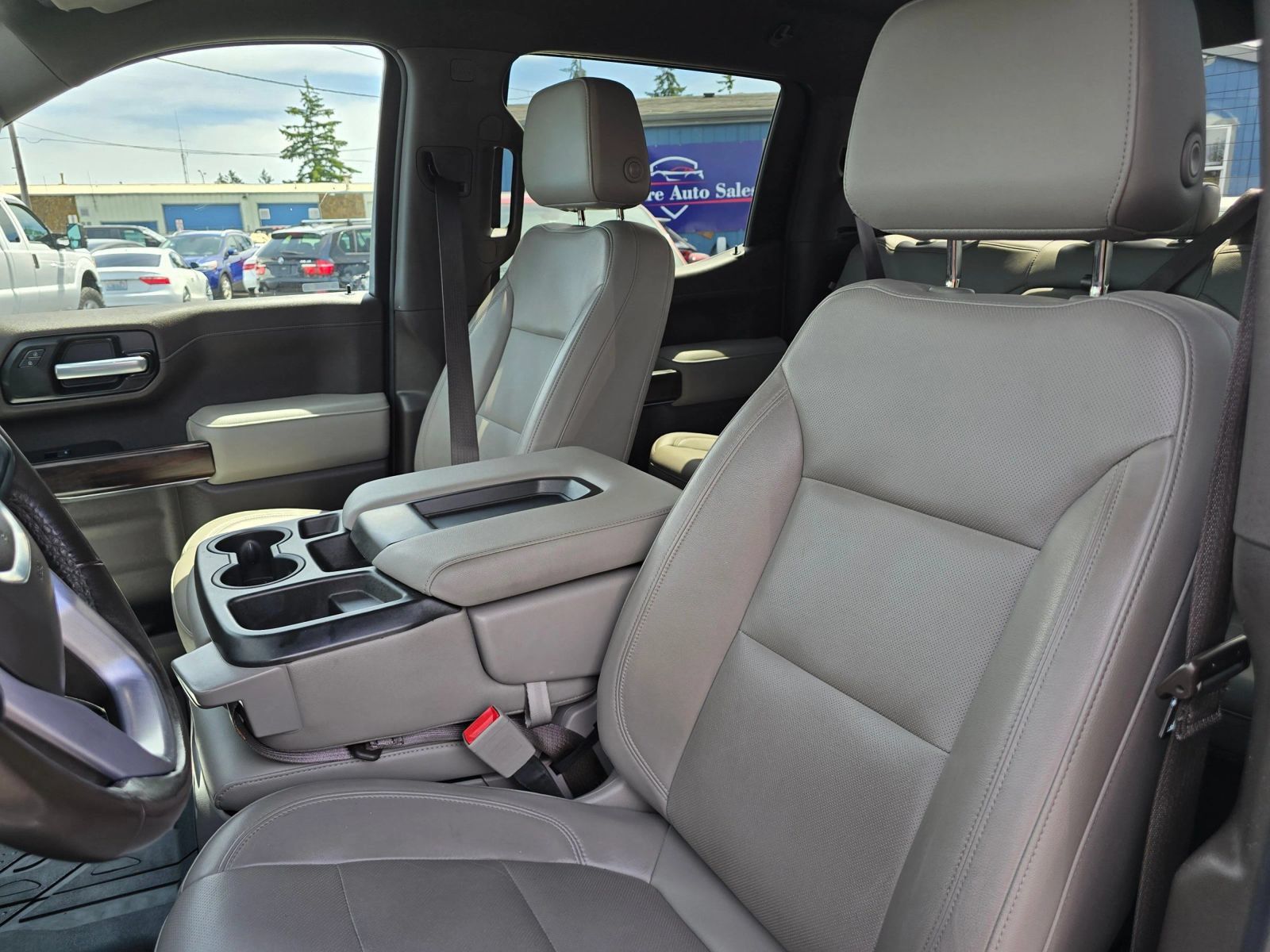 Used 2020 GMC Sierra 1500 SLT w/ Driver Alert Package II AWD/4WD image 22