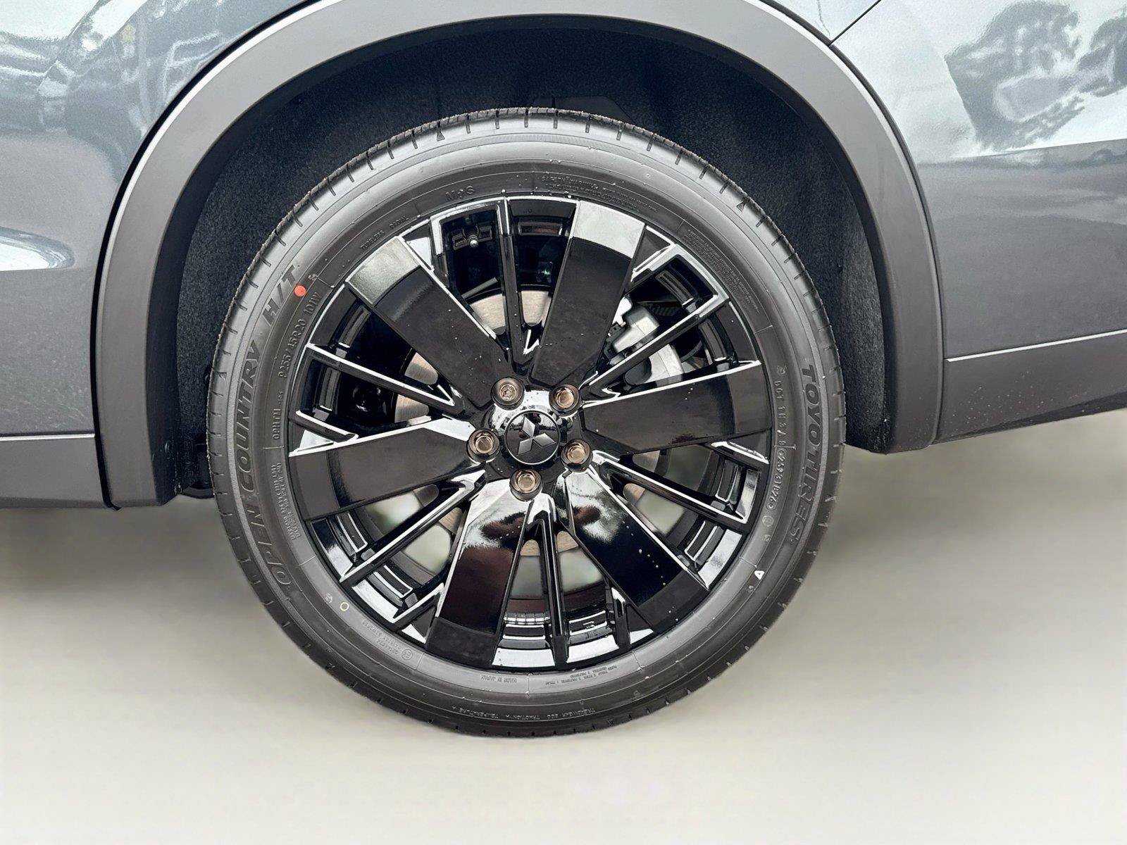 New 2026 Mitsubishi Outlander SE FWD image 35