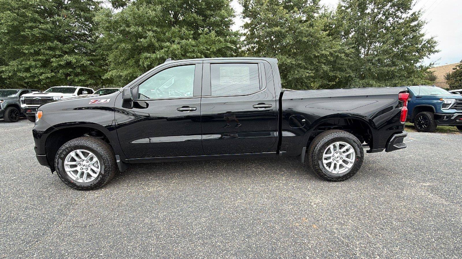 New 2026 Chevrolet Silverado 1500 RST w/ Convenience Package II AWD/4WD image 11