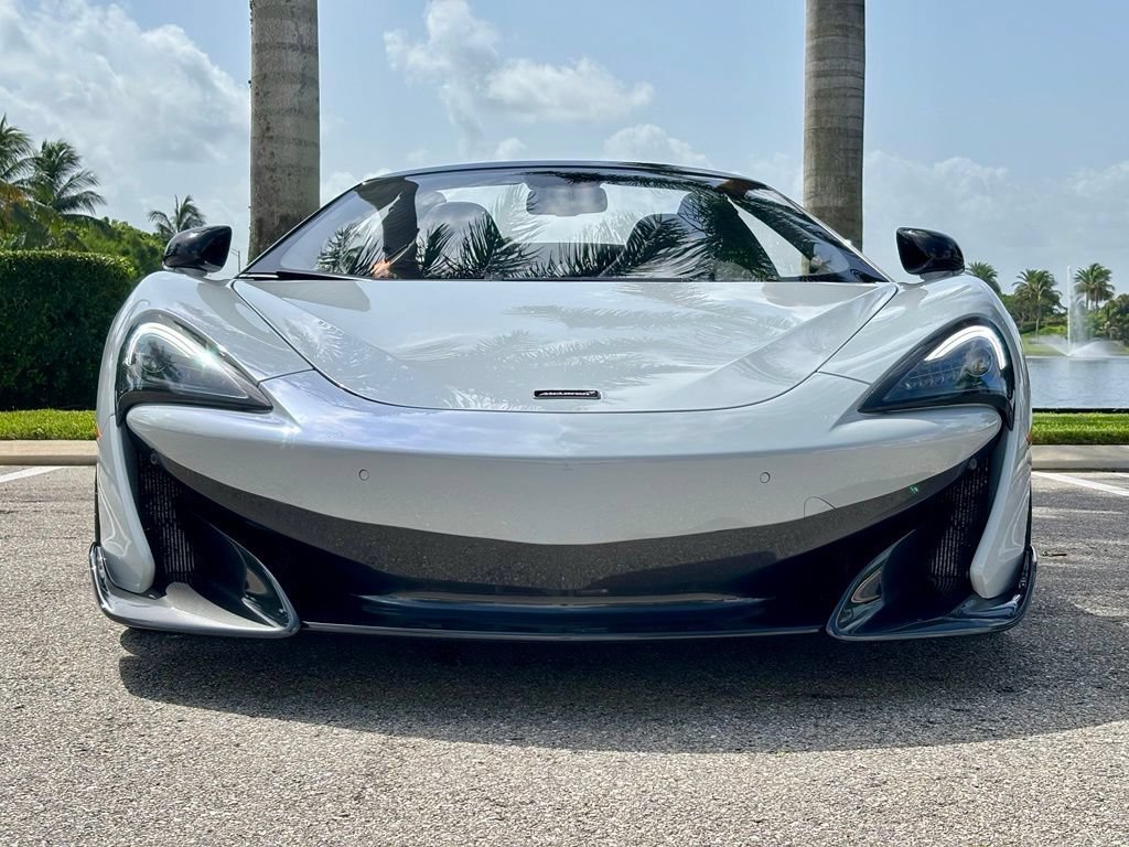 Used 2020 McLaren 600LT Spider RWD image 4