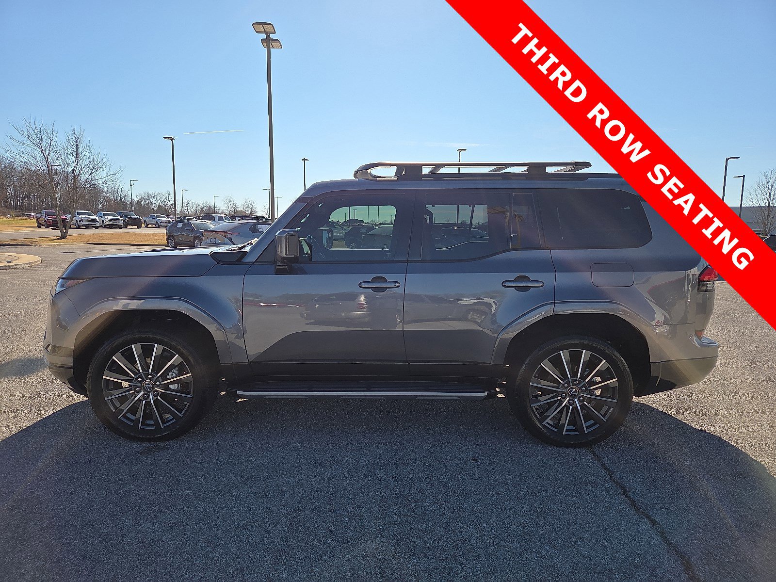 Used 2024 Lexus GX 550 w/ Accessory Package (31) image 3