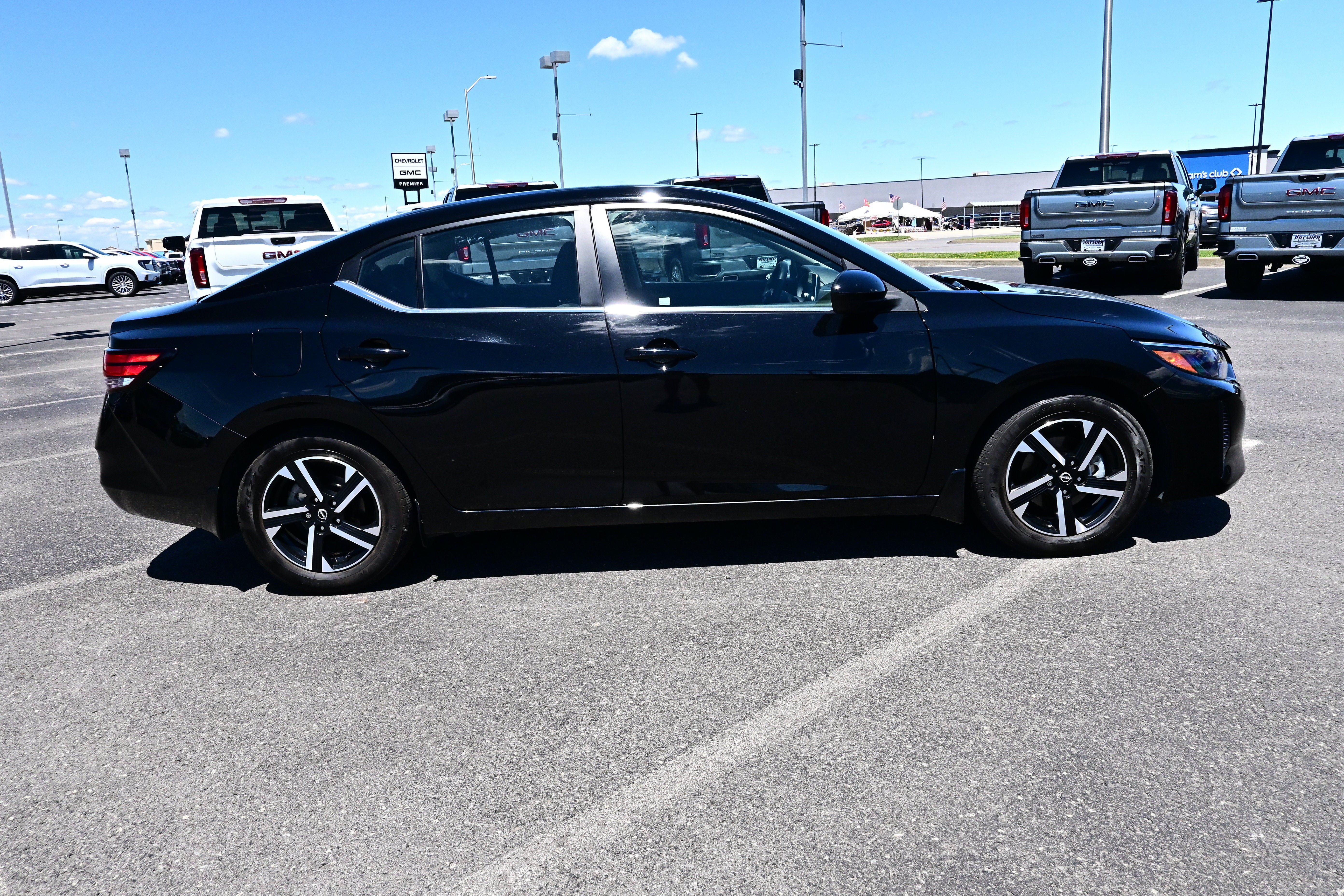 Used 2024 Nissan Sentra SV w/ Trunk Package FWD image 5