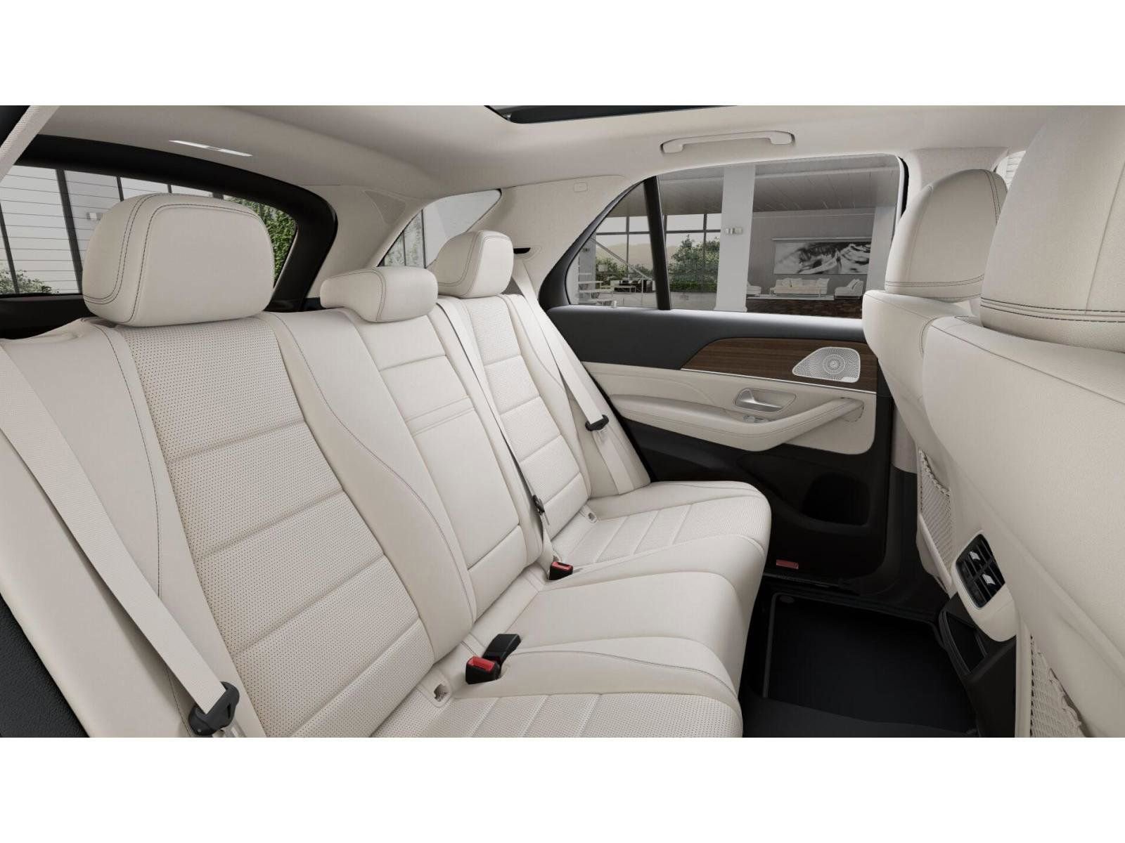 Used 2025 Mercedes-Benz GLE 350 4MATIC image 5