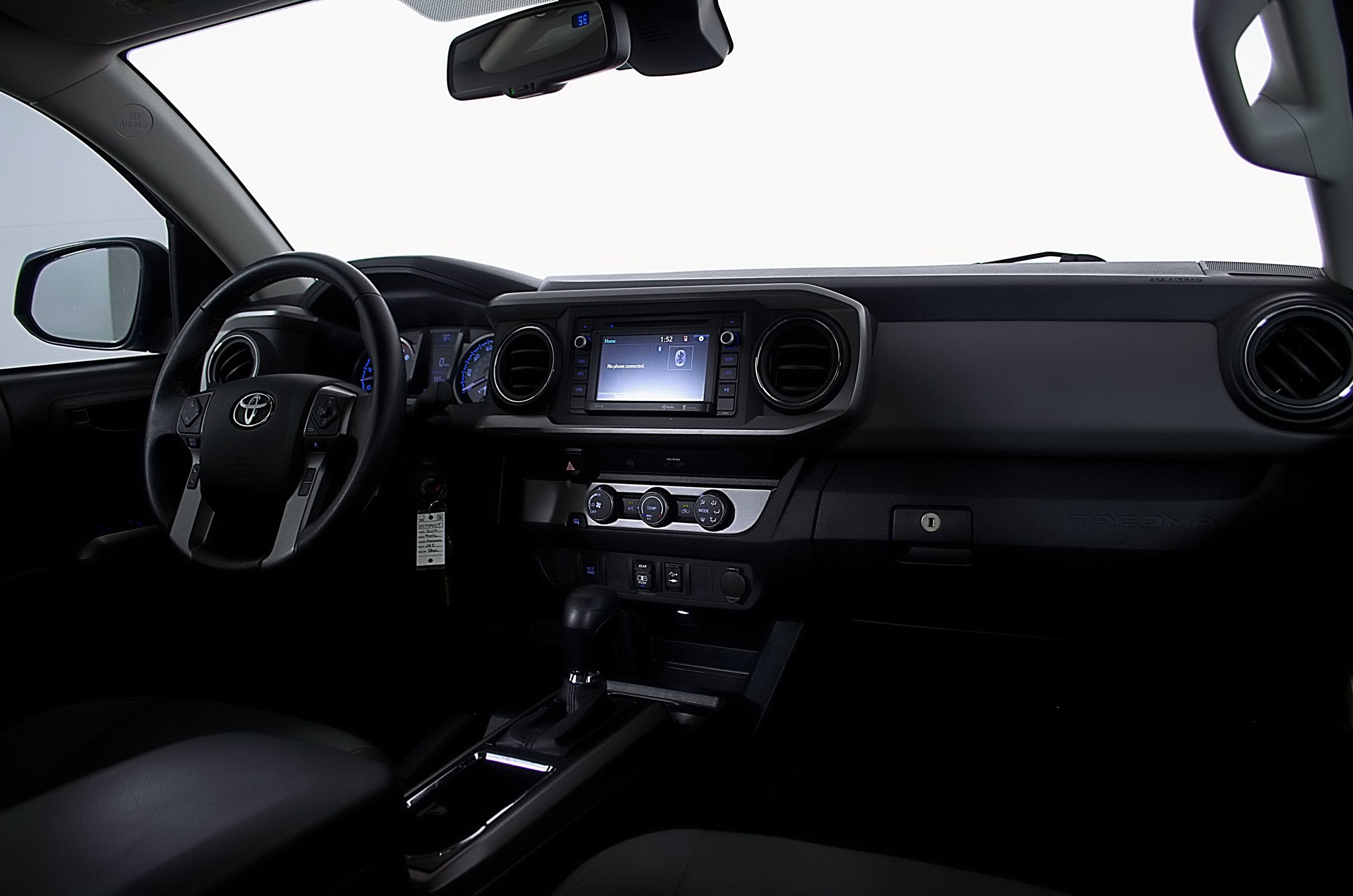 Used 2019 Toyota Tacoma SR5 RWD image 21