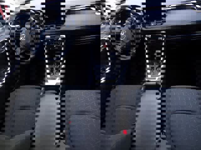 Used 2023 Toyota RAV4 XLE image 18