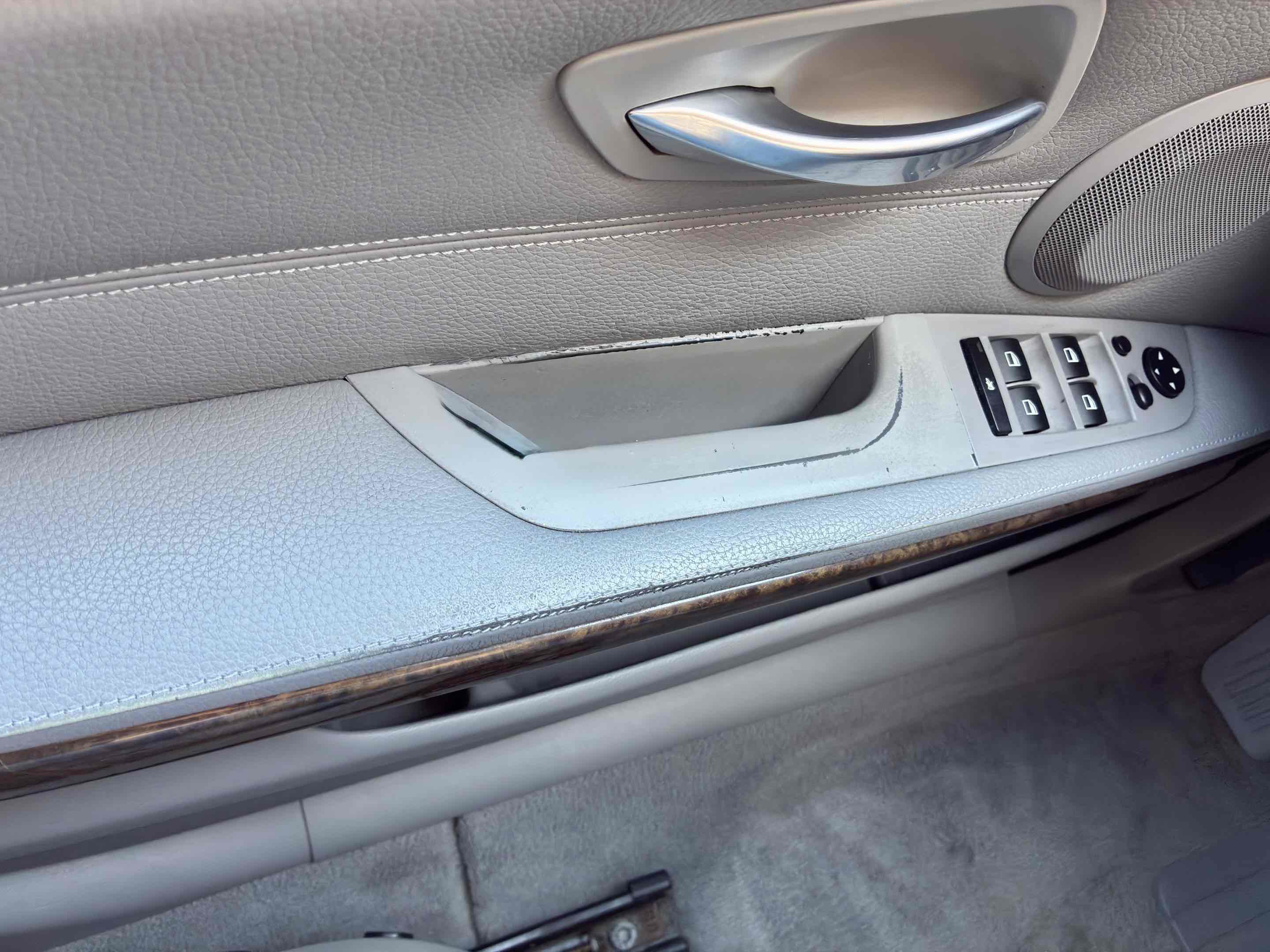 Used 2007 BMW 328i Wagon RWD image 26