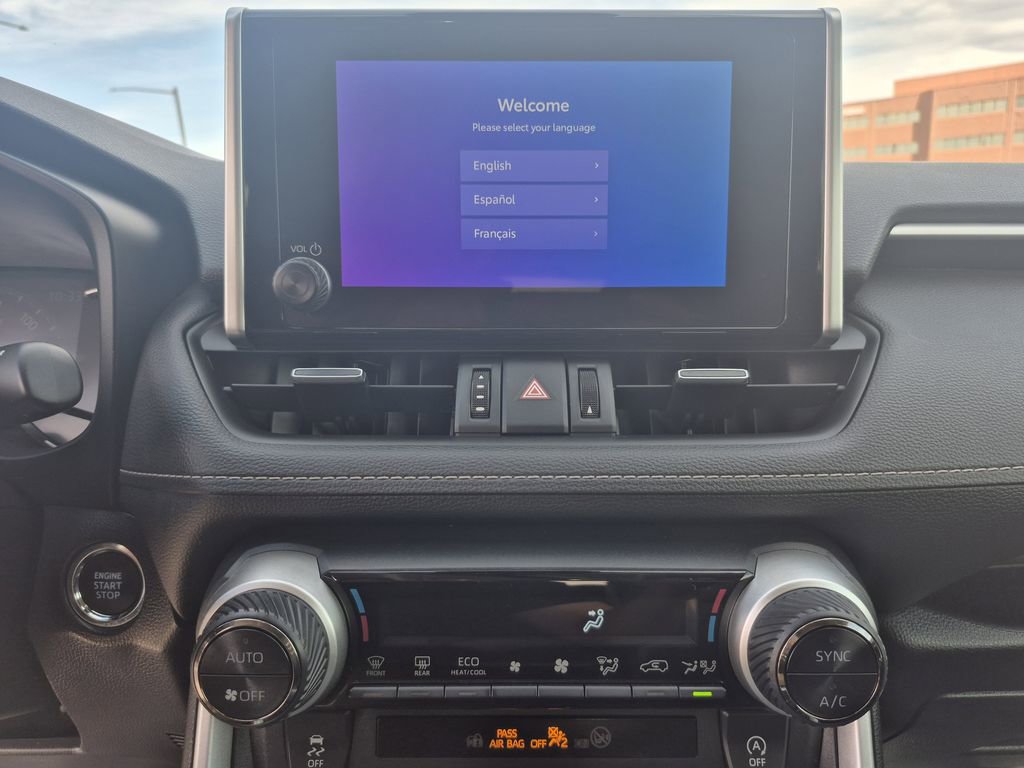 Used 2024 Toyota RAV4 XLE Premium image 9