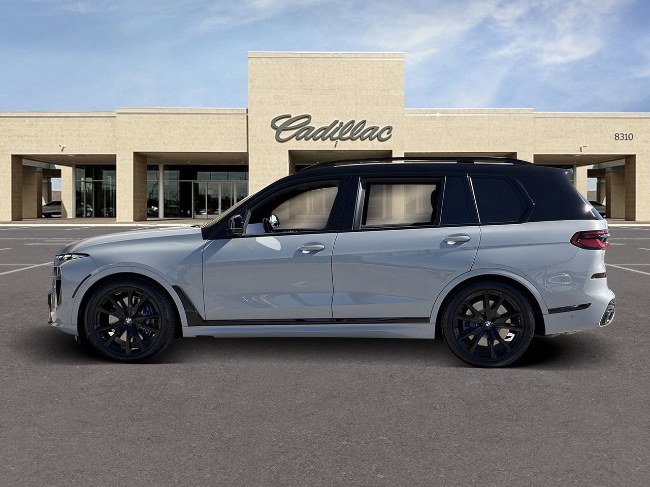 Used 2025 BMW X7 M60i image 8