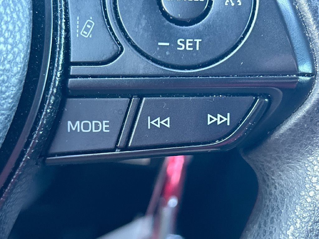 Used 2019 Toyota RAV4 LE FWD image 16