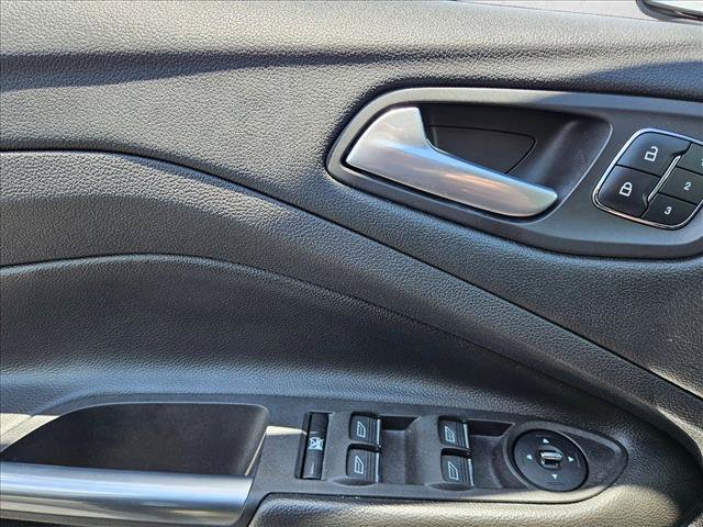Used 2013 Ford Escape Titanium w/ Parking Technology Pkg FWD image 6