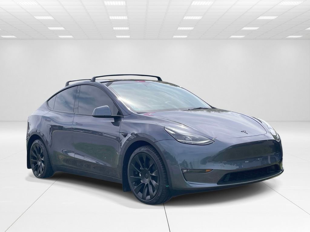 Used 2023 Tesla Model Y Long Range image 1