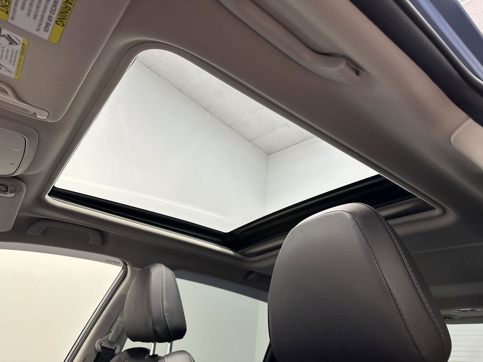 Used 2023 Subaru Forester Touring image 18