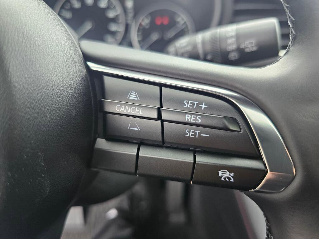 Certified 2025 MAZDA MAZDA3 Carbon AWD/4WD image 34