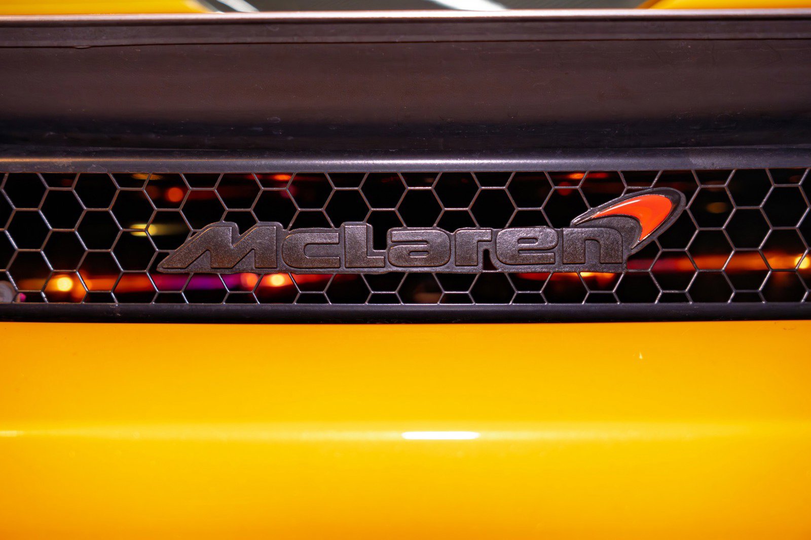 Used 2018 McLaren 720S Performance image 24