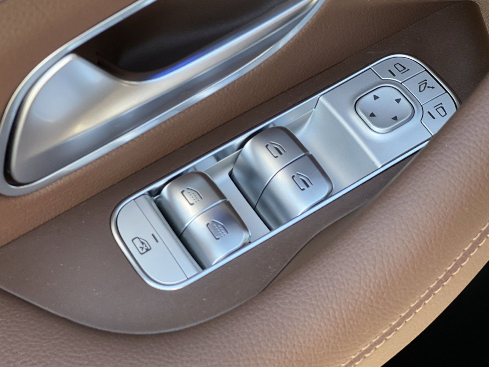 New 2026 Mercedes-Benz GLE 450 4MATIC image 13