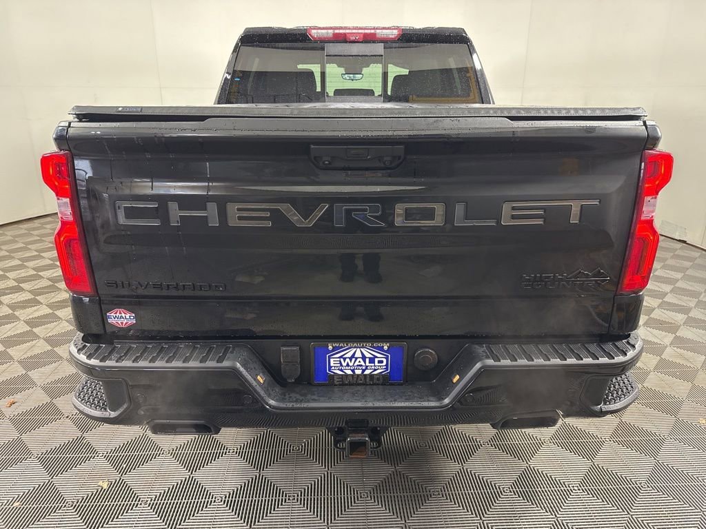 Used 2024 Chevrolet Silverado 1500 High Country w/ Midnight Edition image 8