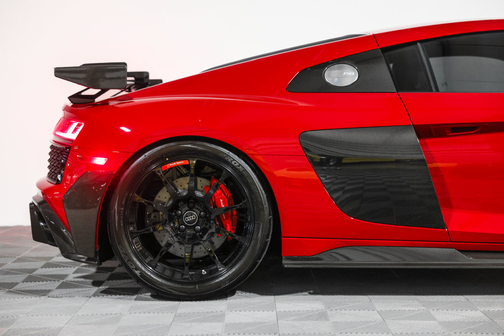 Used 2023 Audi R8 V10 GT RWD image 2
