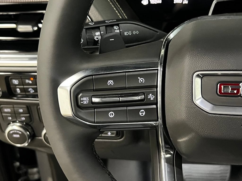 New 2026 GMC Yukon Elevation w/ Elevation Premium Package AWD/4WD image 16