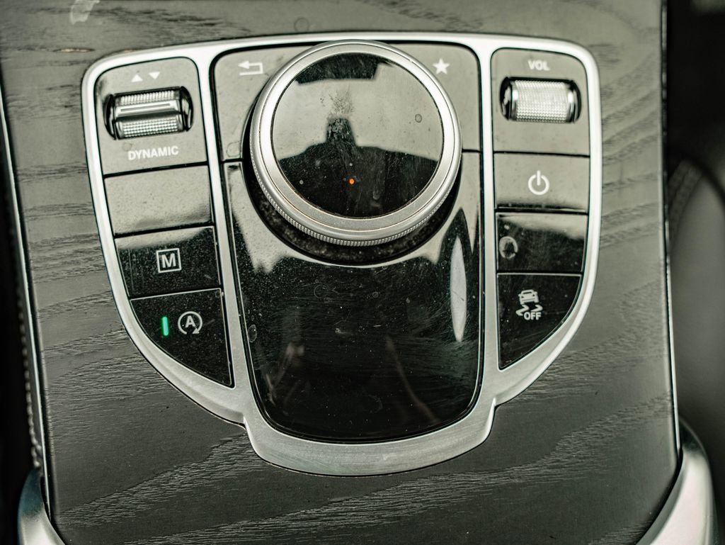 Used 2019 Mercedes-Benz GLC 300 4MATIC image 37