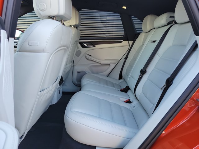 Certified 2023 Porsche Macan GTS AWD/4WD image 22