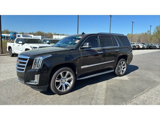 Used 2020 Cadillac Escalade Luxury AWD/4WD image 3