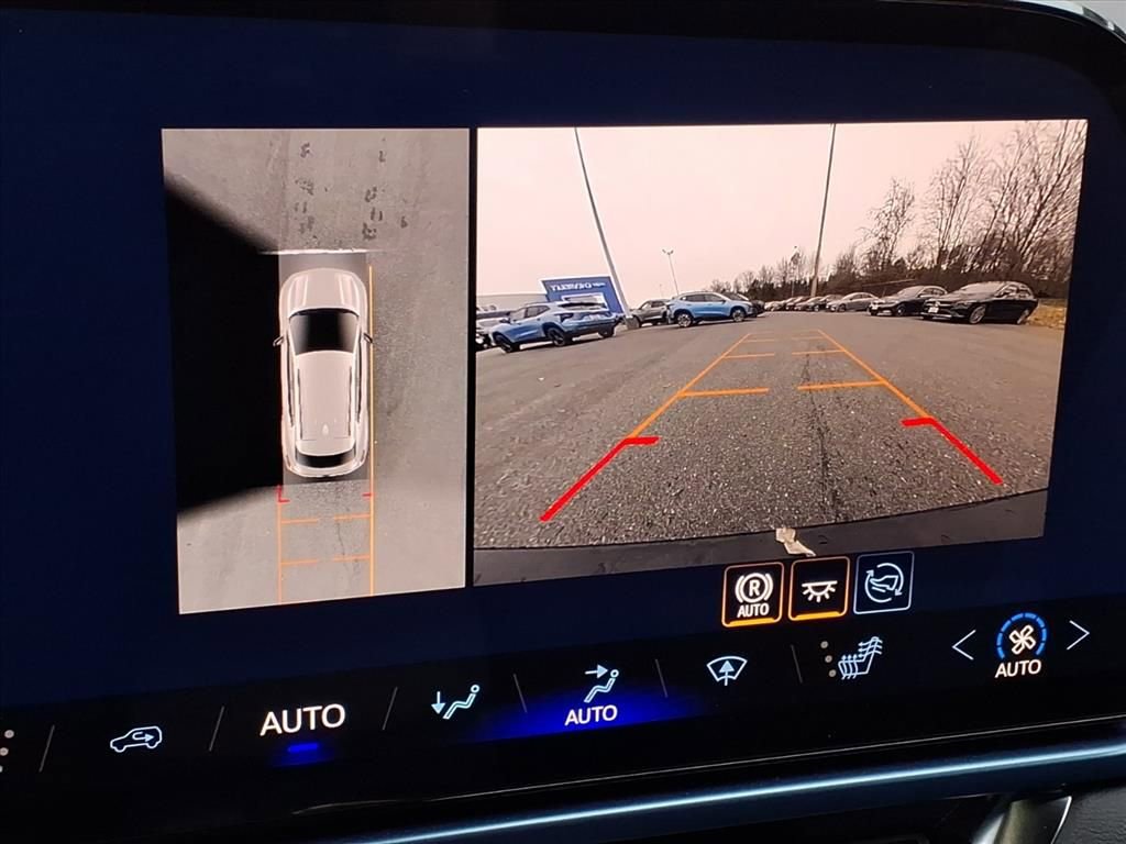 New 2026 Chevrolet Equinox EV LT image 25
