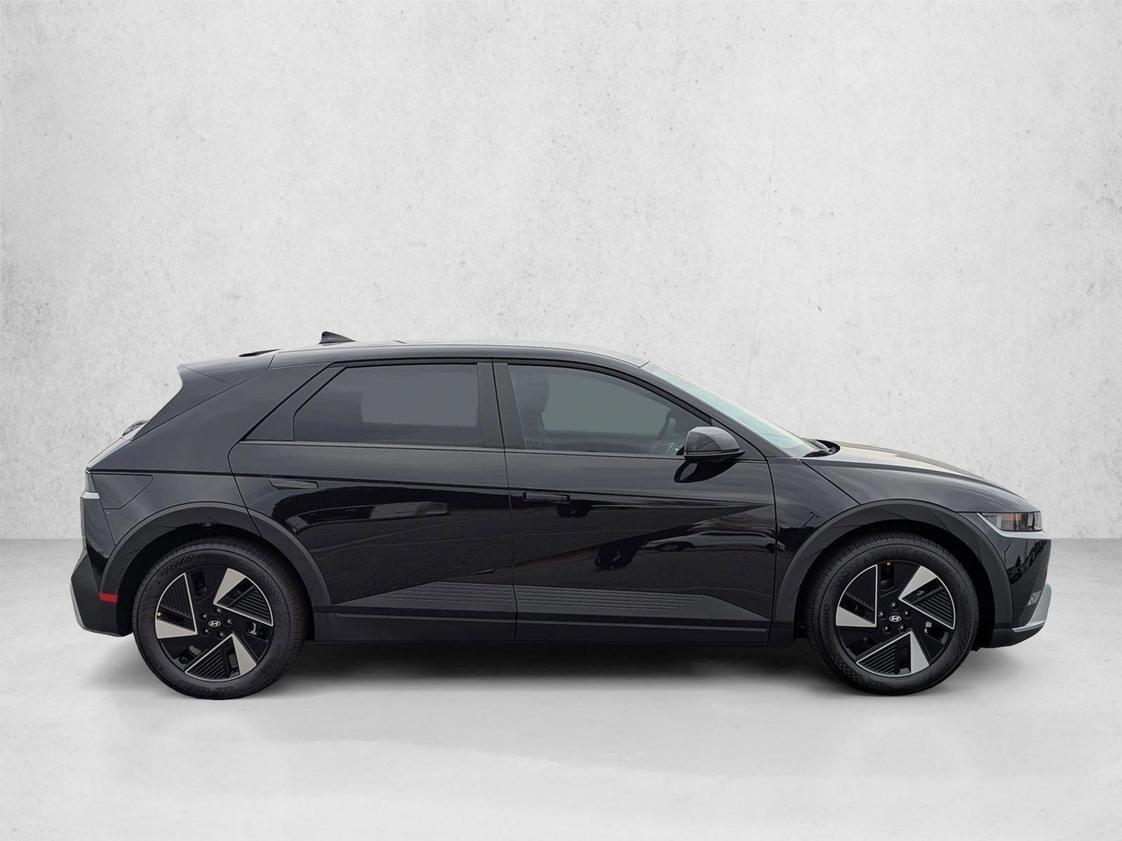 New 2026 Hyundai Ioniq 5 SEL RWD image 4