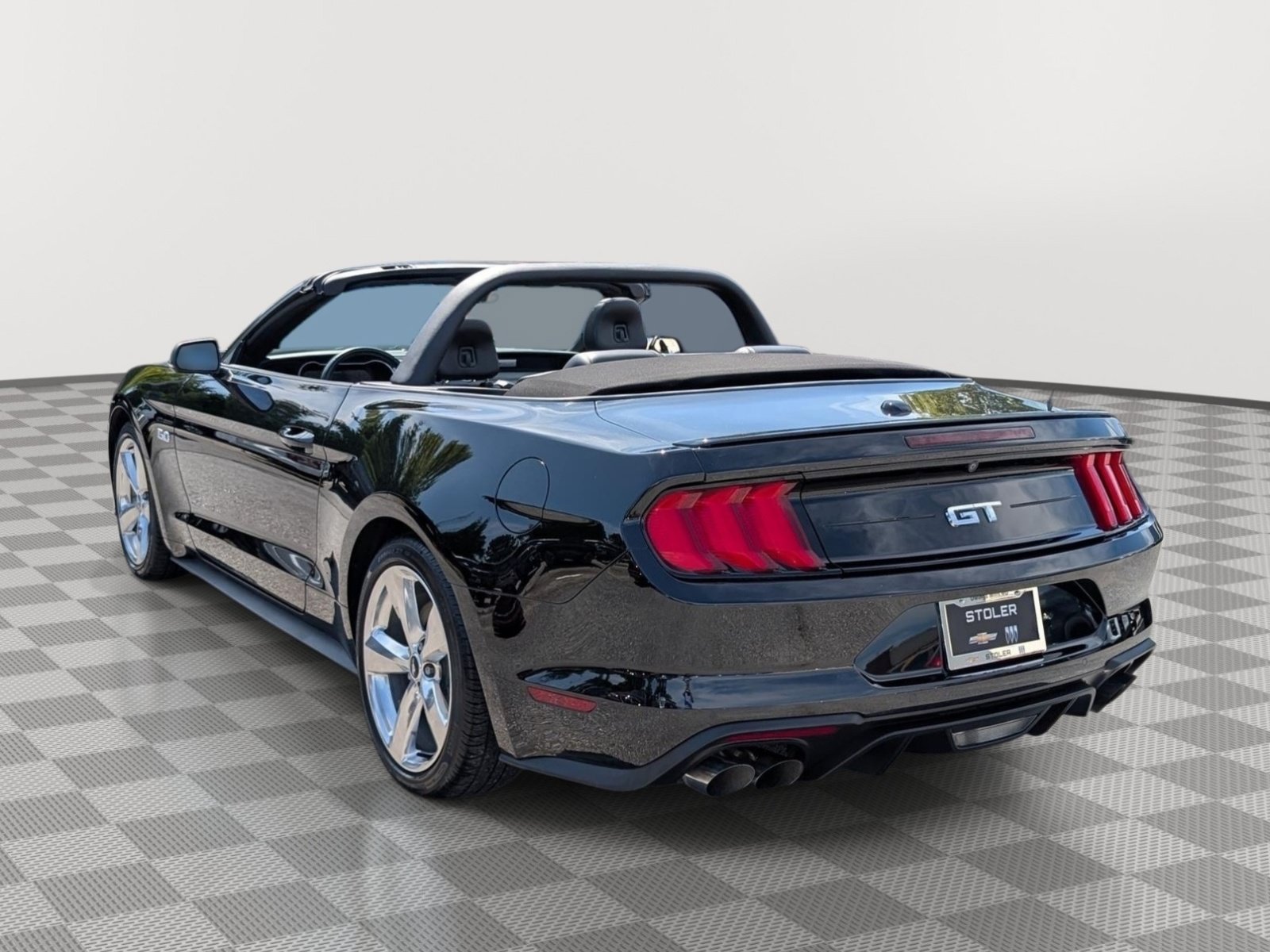 Used 2018 Ford Mustang GT Premium w/ Equipment Group 401A RWD image 3