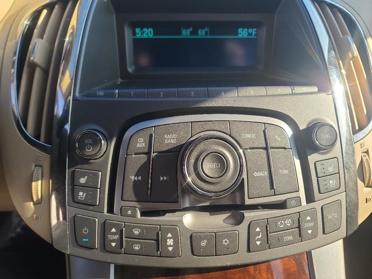 Used 2010 Buick LaCrosse CXL w/ Luxury Package FWD image 19