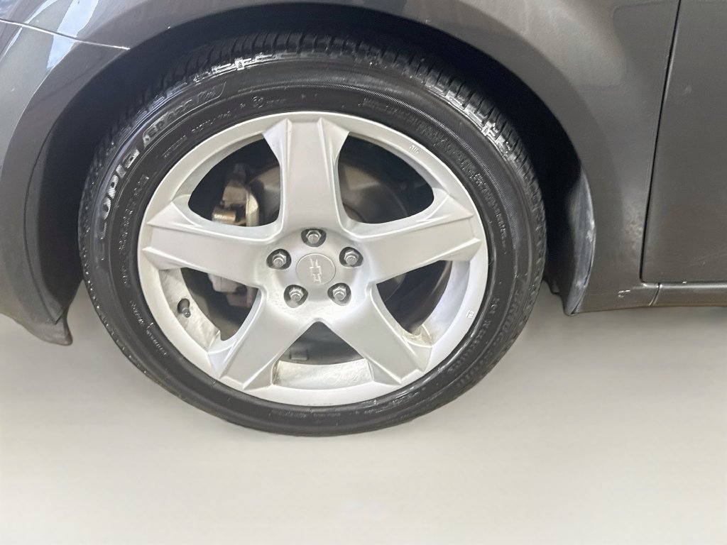 Used 2015 Chevrolet Sonic LTZ FWD image 37