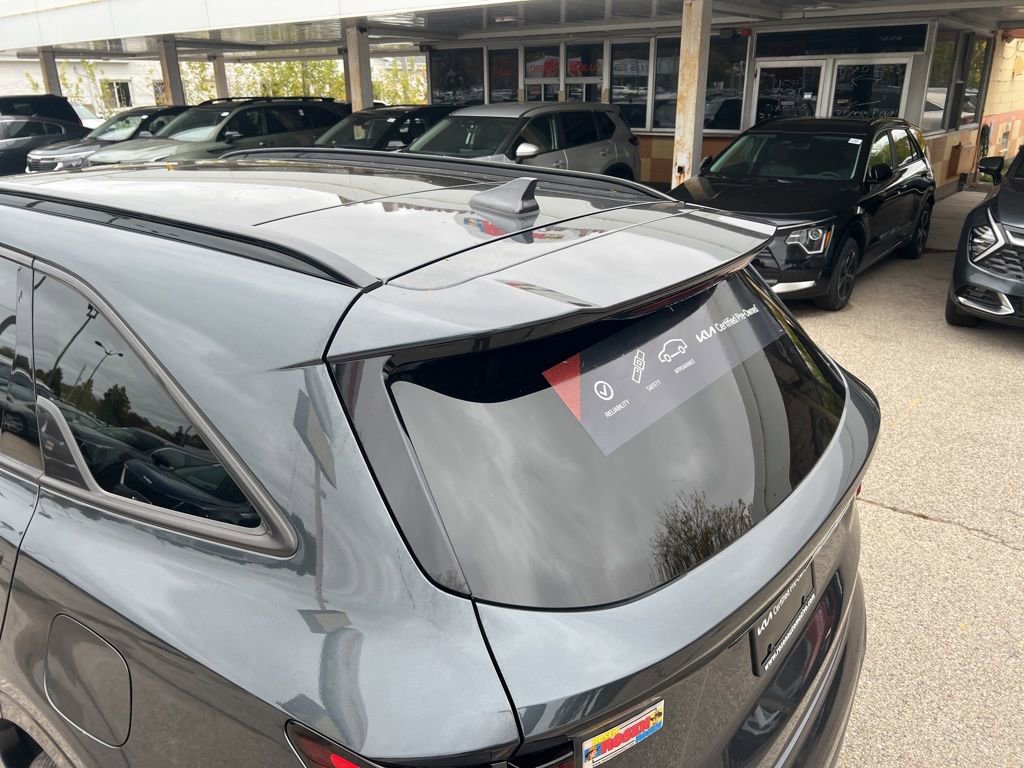 Used 2023 Kia Sorento SX image 38