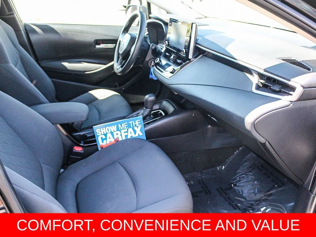 Used 2021 Toyota Corolla LE FWD image 15
