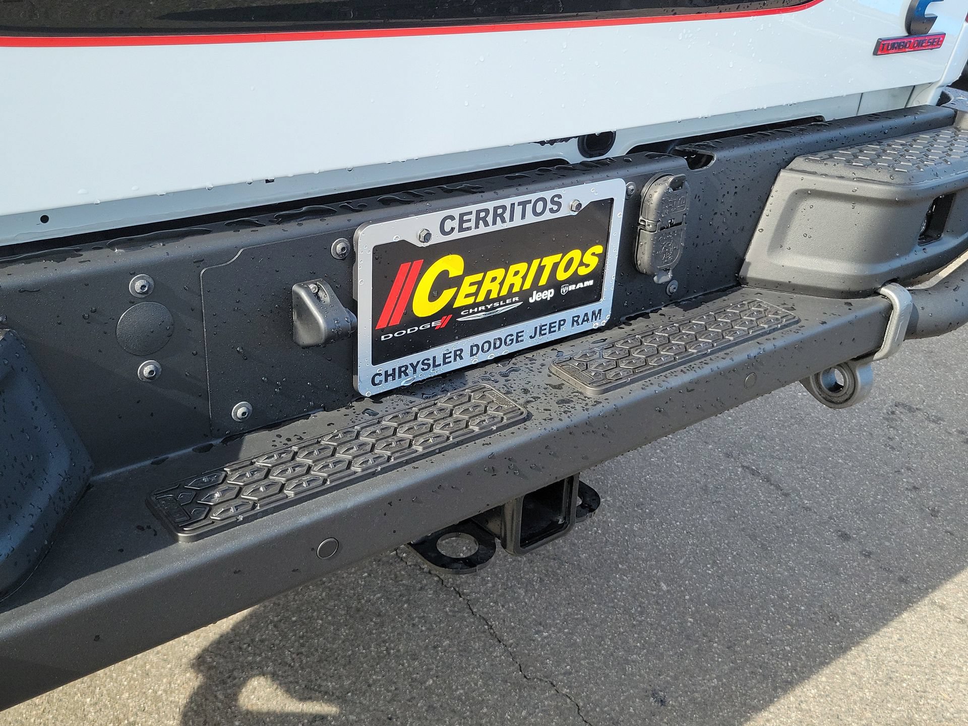 Used 2025 RAM 2500 Laramie AWD/4WD image 34