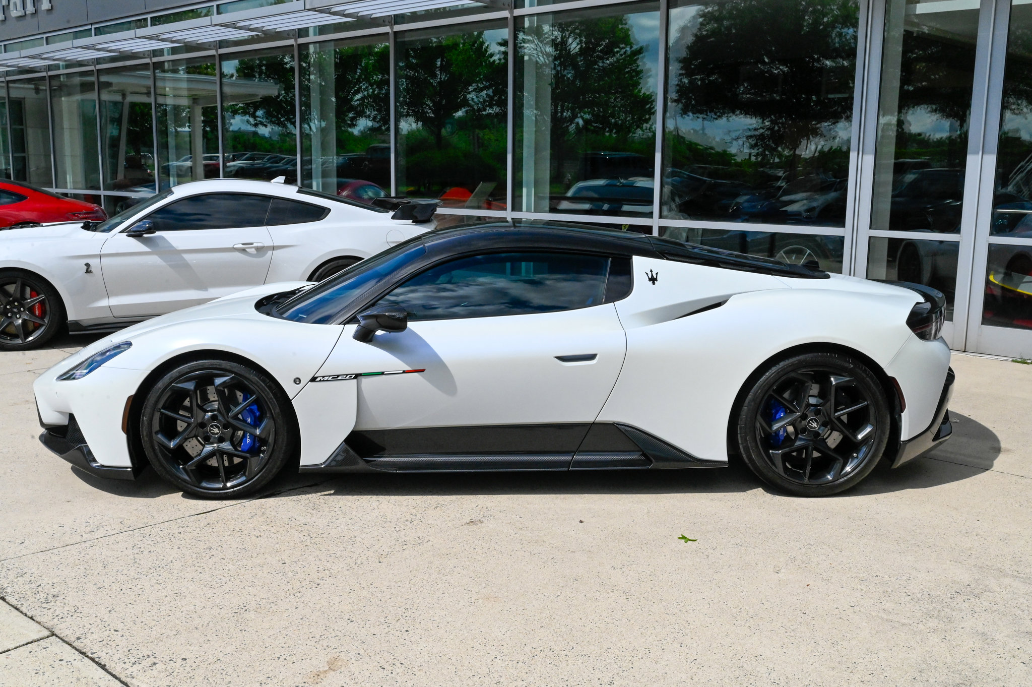 Used 2023 Maserati MC20 Coupe RWD image 8