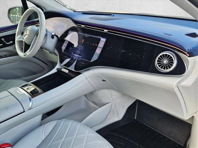 Used 2023 Mercedes-Benz EQS 580 4MATIC SUV image 23