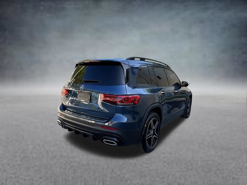 Used 2023 Mercedes-Benz GLB 250 image 7