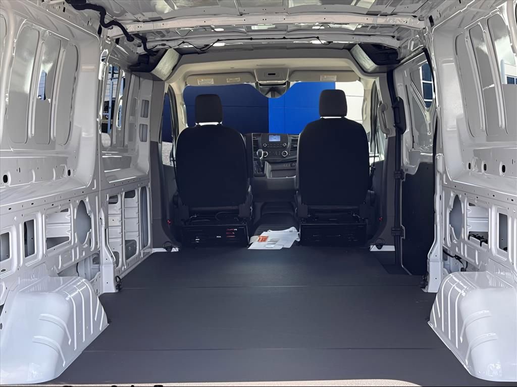 New 2024 Ford Transit 150 Low Roof image 22