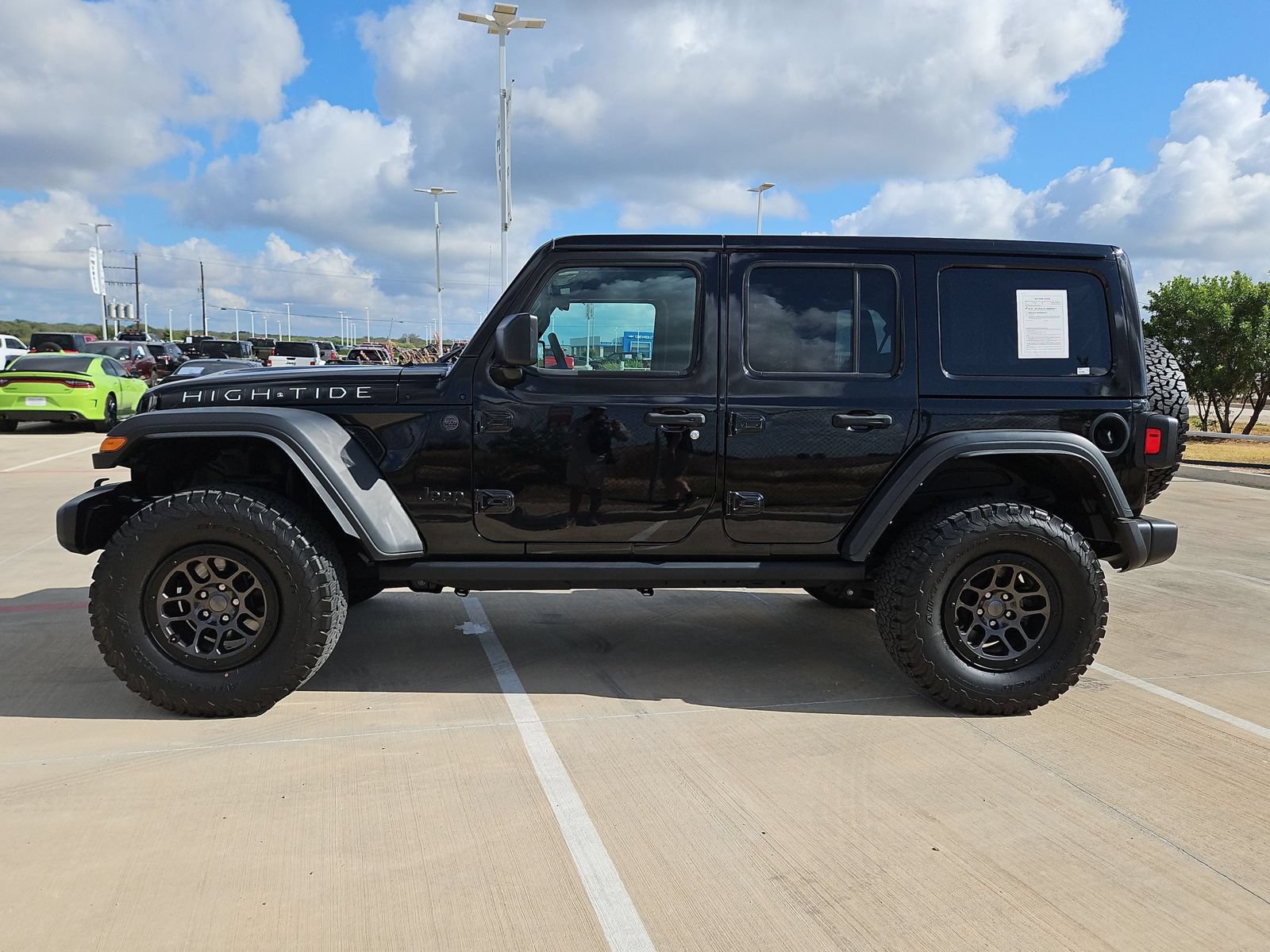 Used 2023 Jeep Wrangler Unlimited Sport AWD/4WD image 6