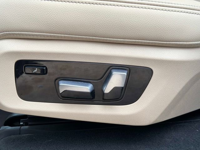 Used 2021 BMW X7 M50i AWD/4WD image 13